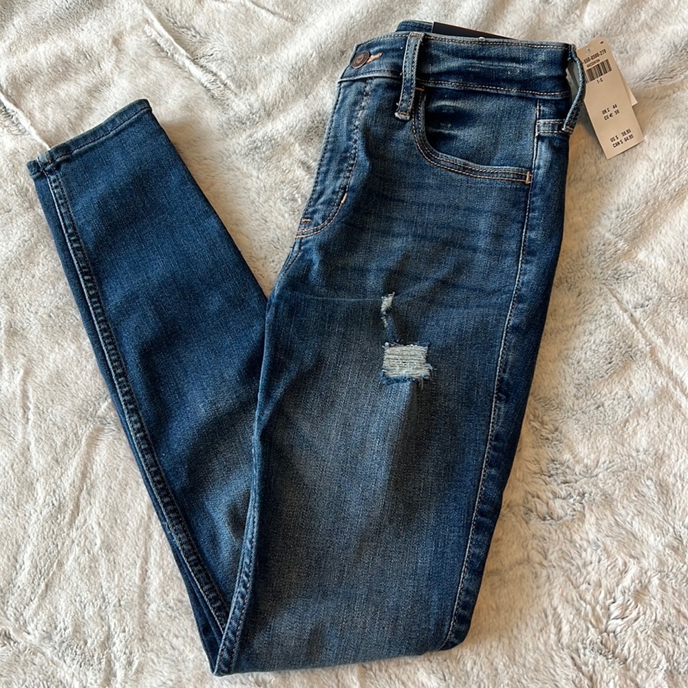 Hollister High Rise Super Skinny Jean, Size 1S
